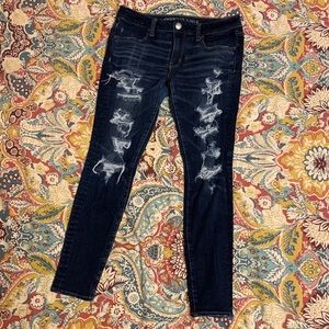 Distressed American Eagle skinny jeans